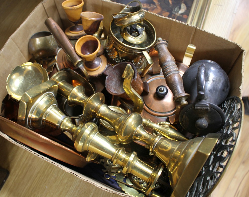 A group of assorted metalware